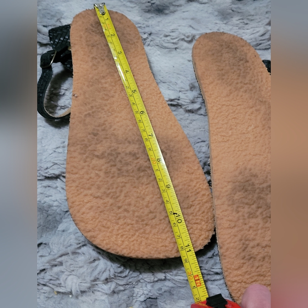 Everleigh Meadow Explorer Mama Sandals in Saddle Weave Black Leather - Picture 4 of 5